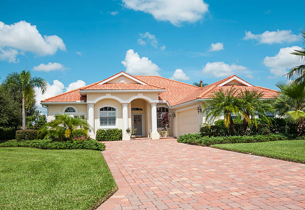 Best Driveway Paving Contractor  in Juniper Canyon, OR